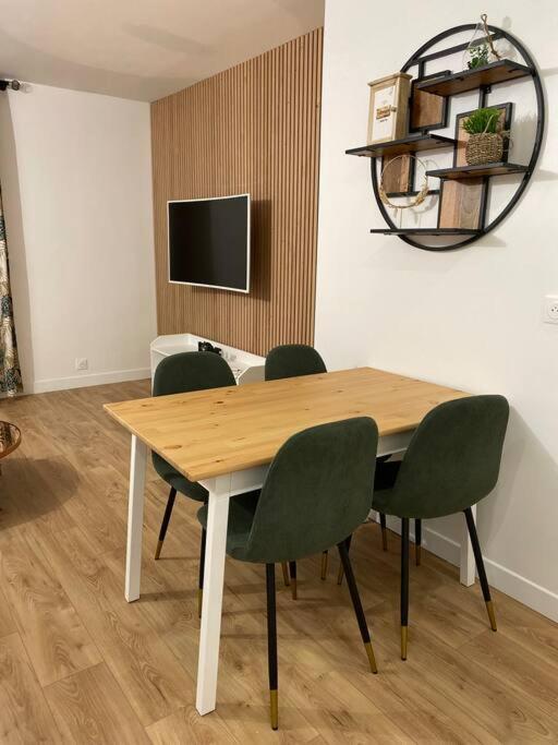 Magnifique Appartement De 4 Chambres 8 Personnes Max A 20 Minutes De Paris Antony Exterior foto